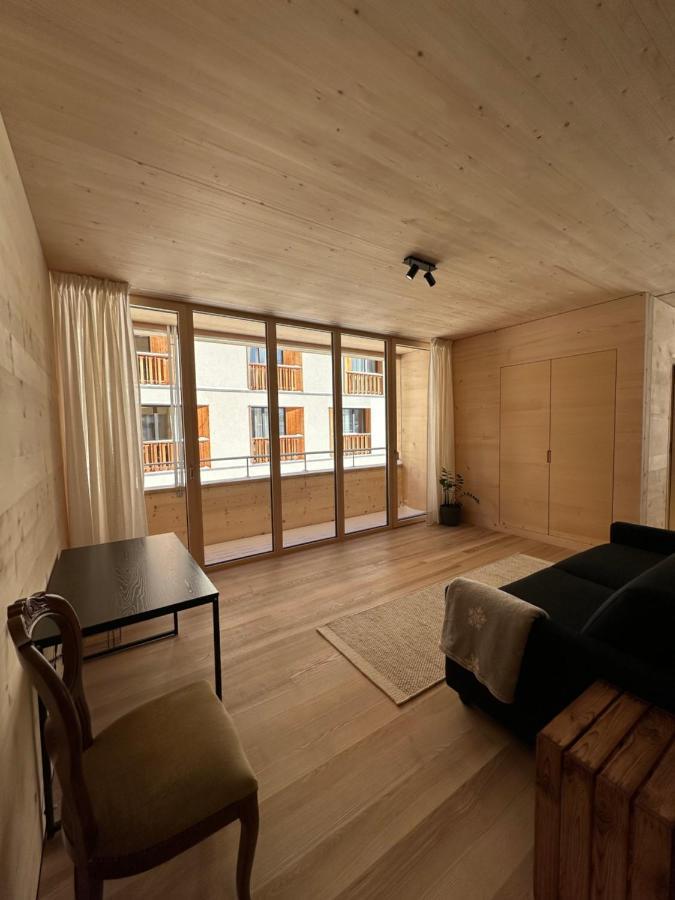 Mondholz Ferienwohnung Андермат Екстериор снимка