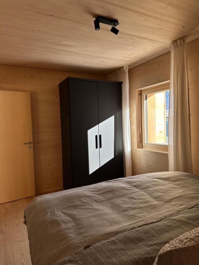 Mondholz Ferienwohnung Андермат Екстериор снимка