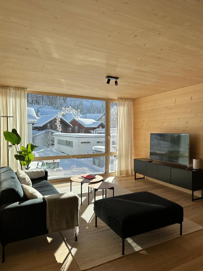 Mondholz Ferienwohnung Андермат Екстериор снимка
